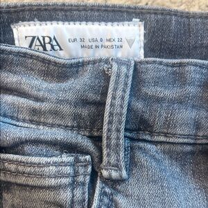 Zara Women's Denim Grey Jeans